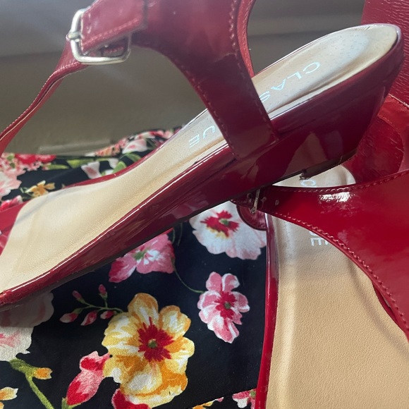 Classique - Picture 3 of 4